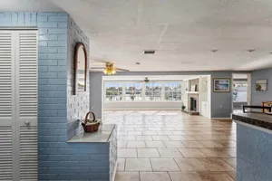 5820 MELALEUCA Drive Holiday - image 1