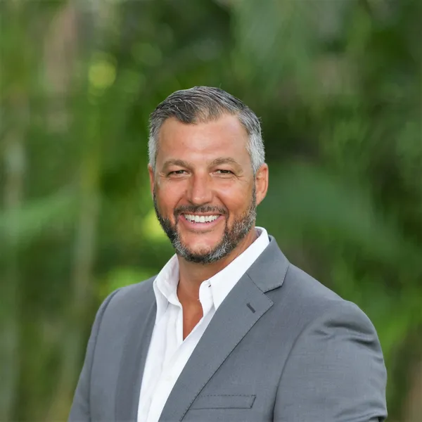 Kevin McCullough, Managing Broker